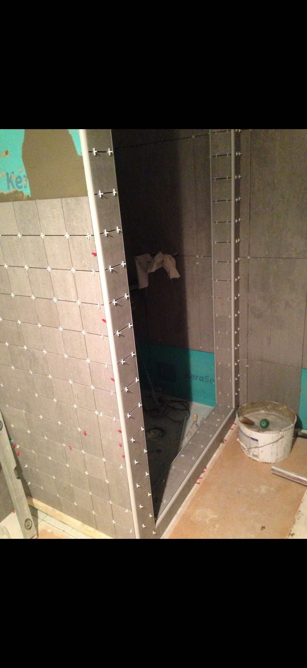 Echipa meseriași -Amenajări interioare/exterioare-Renovari-Constructii