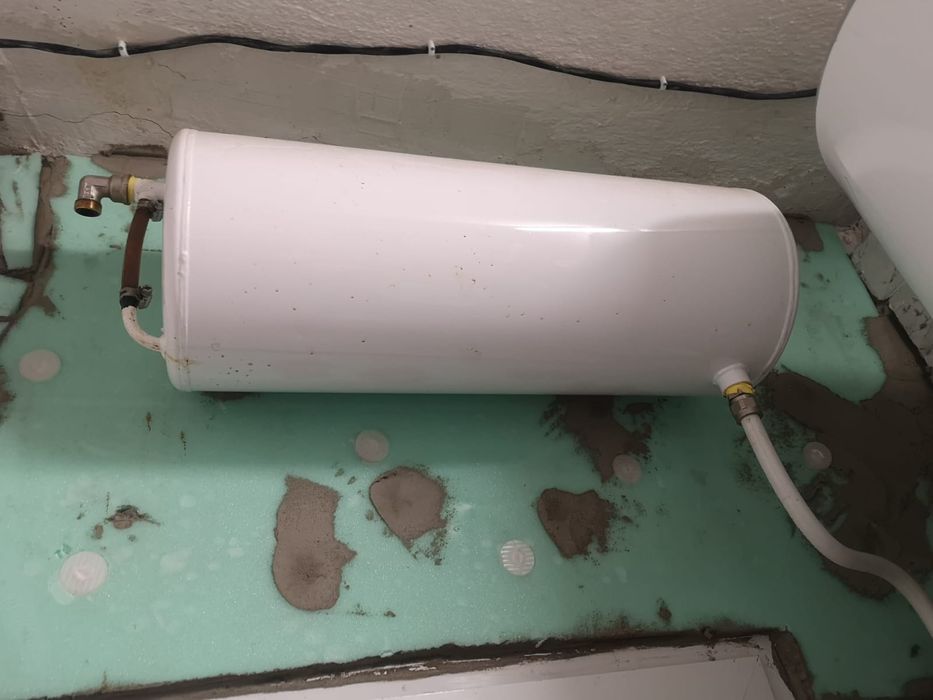 Камина с водна риза+боилер разширителен съд и лира за баня