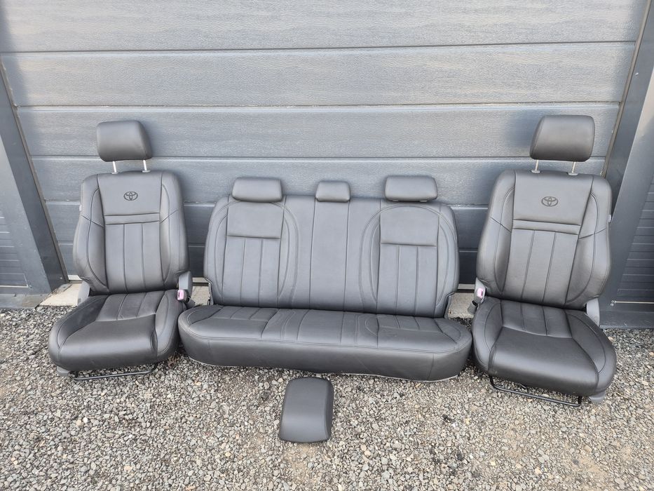 Interior Toyota Hilux piele 2006-2016