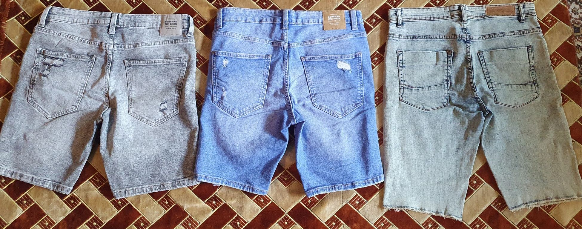 Джинсовые шорты BERSHKA -Skinny