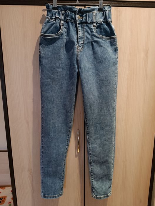 Дамски дънки висока талия