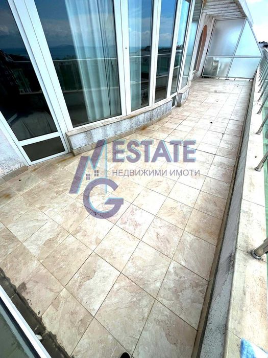 Продава се Тристаен апартамент в Бургас, Сарафово - 140 кв.м за 1036 €/кв.м - Снимка #10