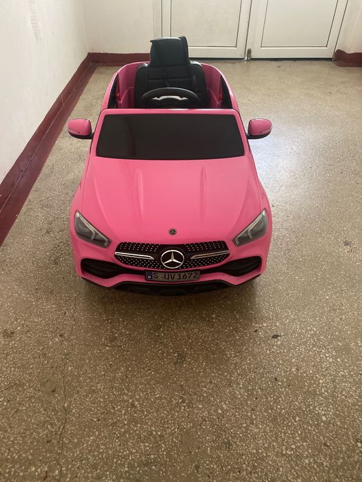 Mașinuța electrică cu telecomanda ptr copii