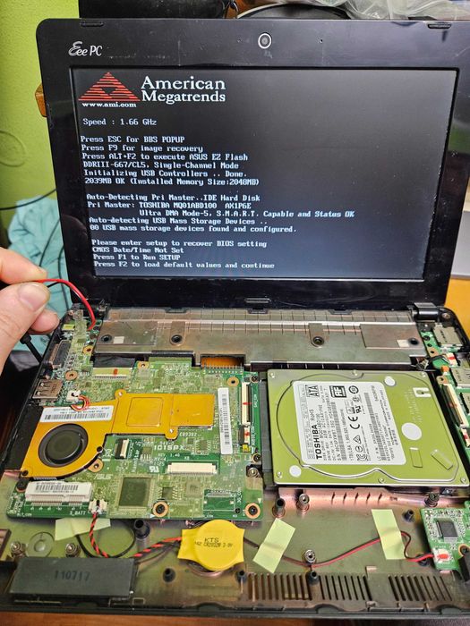 Piese Netbook Eee PC display , placa de baza , carcasa Hdd 1TB