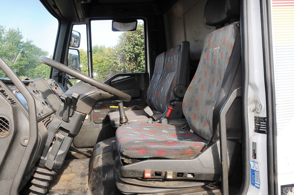 Camion cu macara+bena cu lift IVECO EuroCargo 75E15 2001 4.0TDi 150 CP