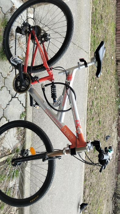 Bicicleta Mountain Bike full suspension