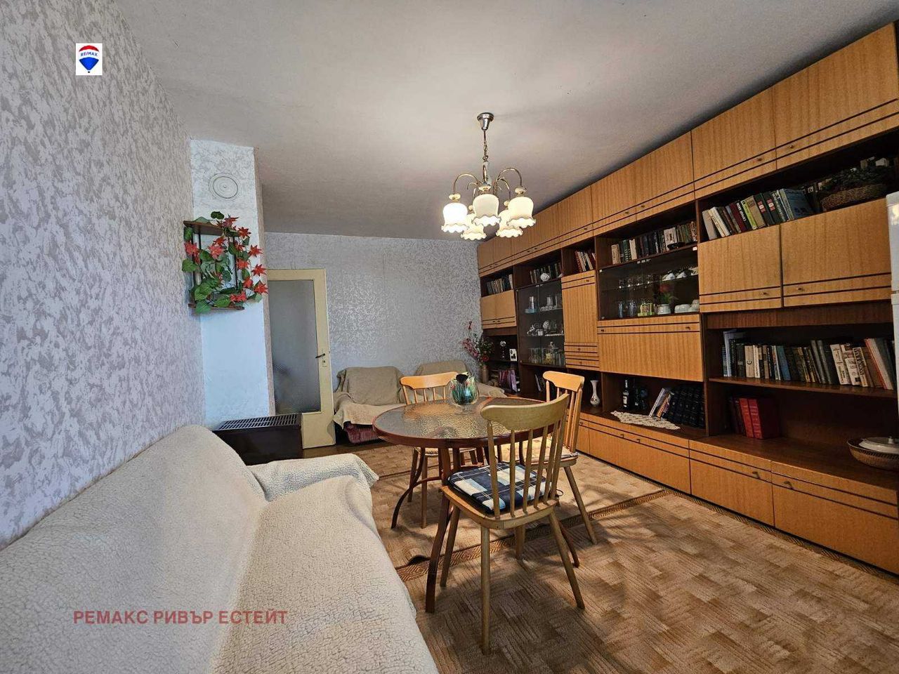 Продава се Тристаен апартамент в Русе, Чародейка - Юг - 103 кв.м за 815 €/кв.м - Снимка #6