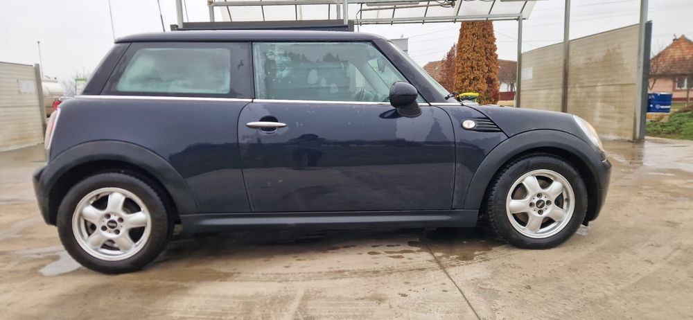 Mini cooper r56 2009