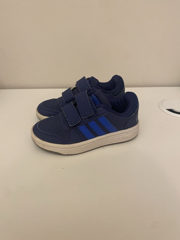 Adidasi Adidas marimea 28