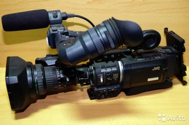 Видеокамера JVC GY-HD110