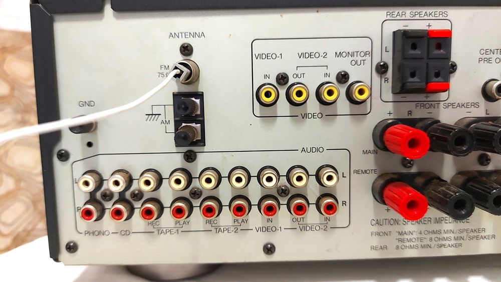 Receiver amplificator Onkyo TX 7840