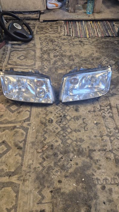 Оригинални Фарове за VW Бора 98- 2005