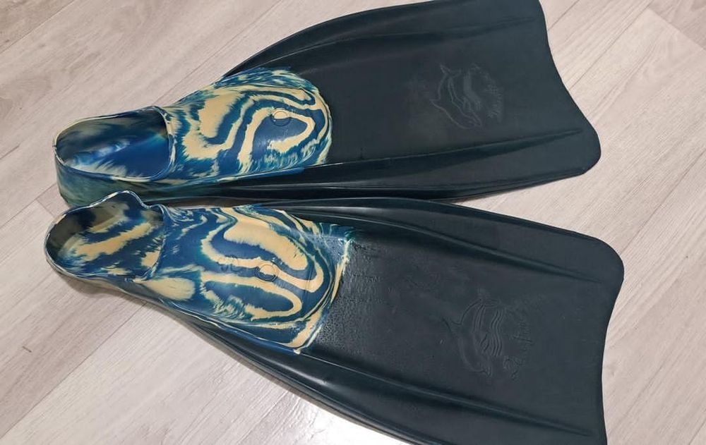Продам ласты длинные