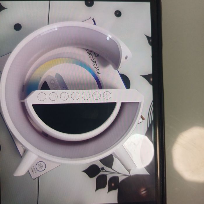 Stație încărcare telefon cu radio si bluetooth, livrare cu olx!!!