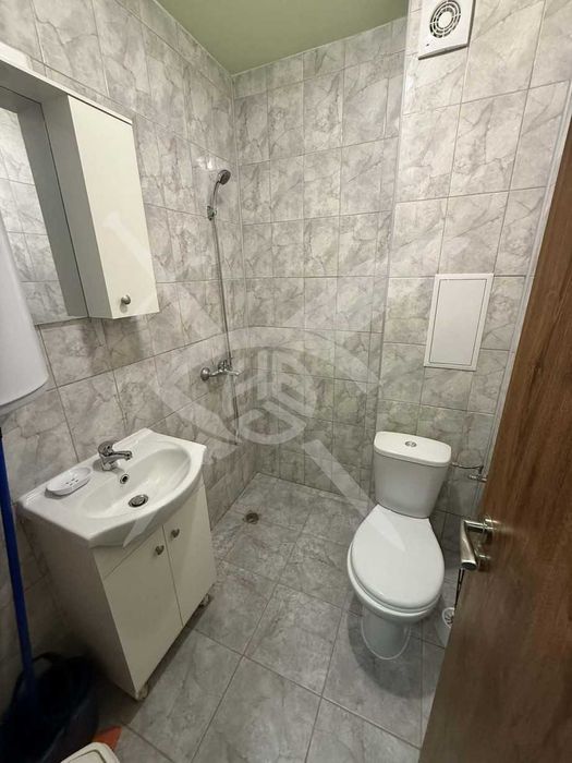 Двустаен апартамент - Колхозен пазар - 181325