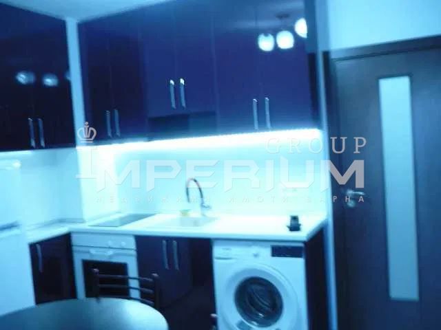 Дава се под наем Двустаен апартамент в Варна, Виница - 48 кв.м за 255 € - Снимка #1