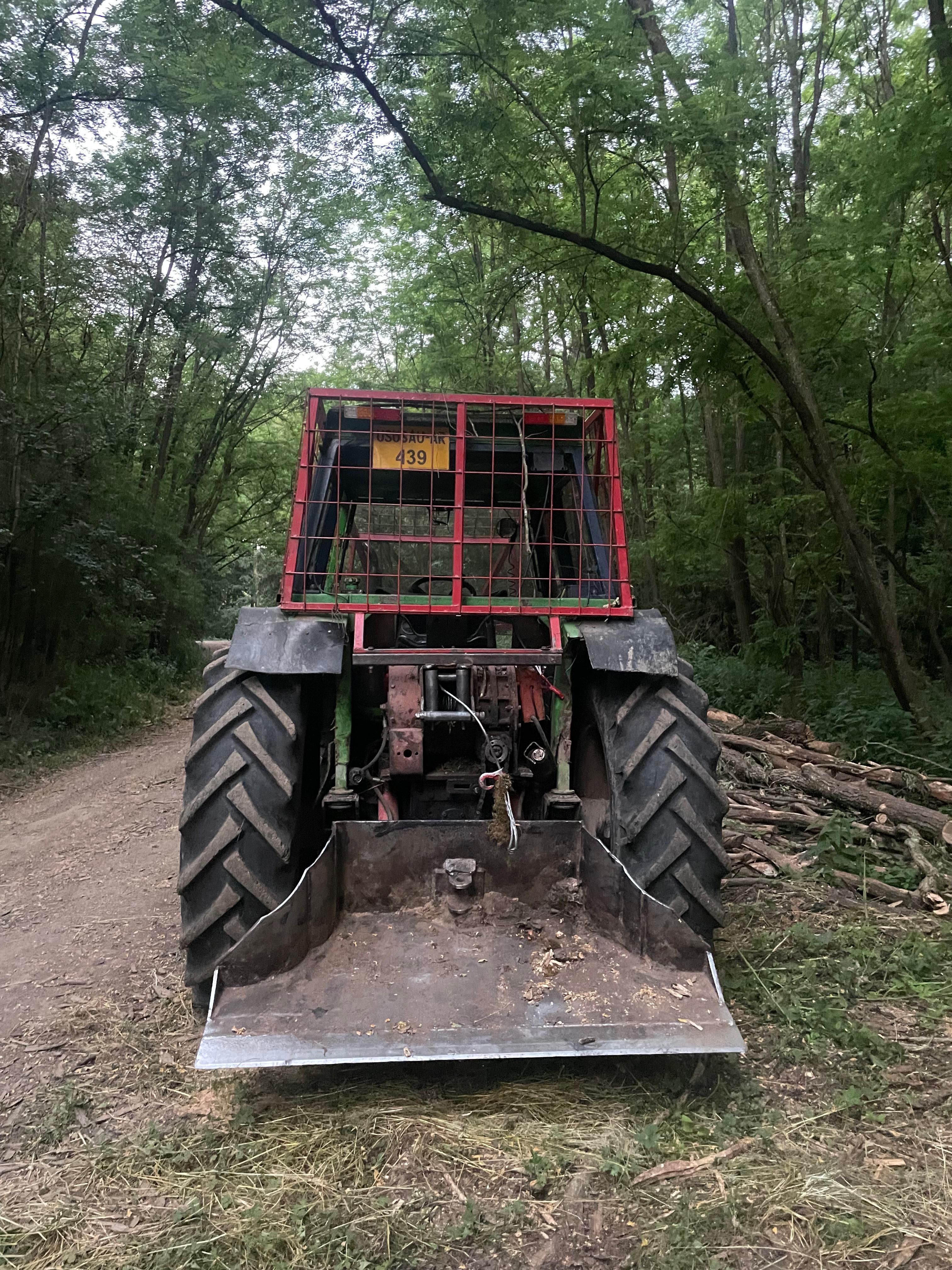 Vând tractor deutz