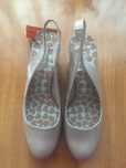 Vand pantofi