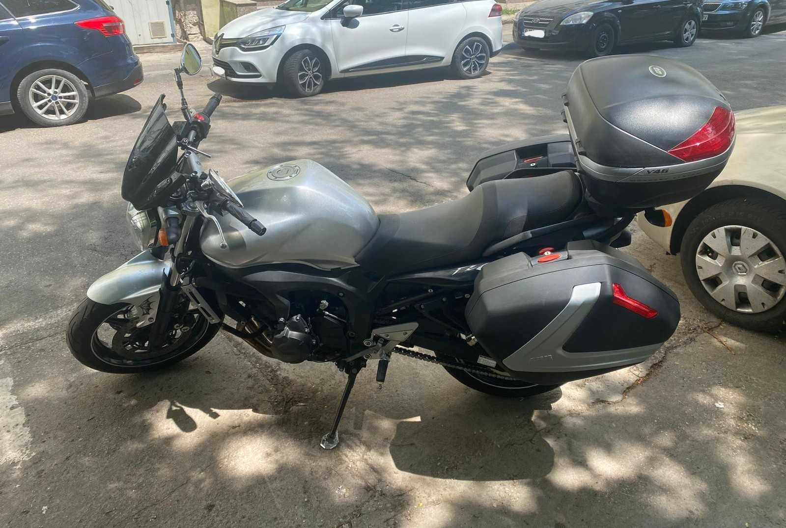 Yamaha FZ6 S2 - 2008