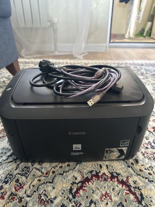 Продам принтер рабочи плюс есть картридж