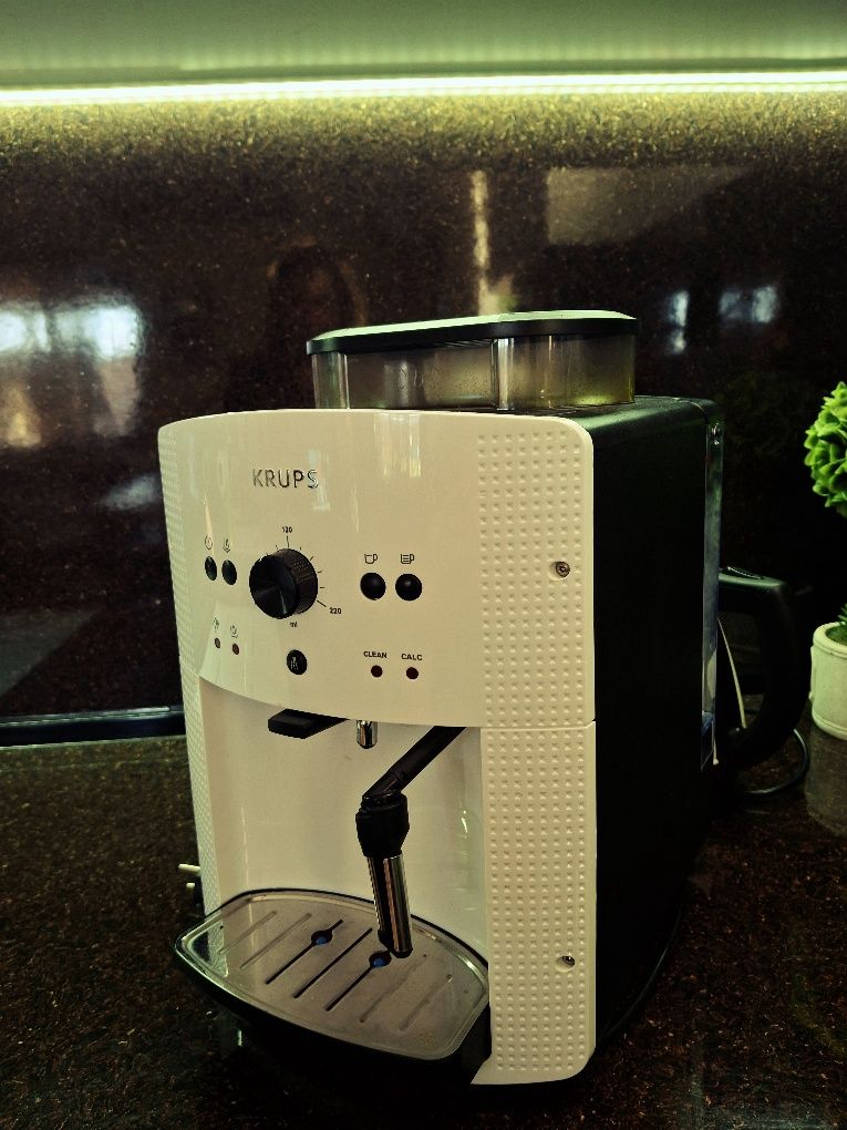 Кафе автомат Krups