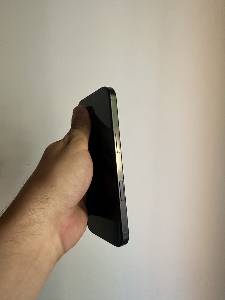 Iphone 16 Pro 128GB - като НОВ
