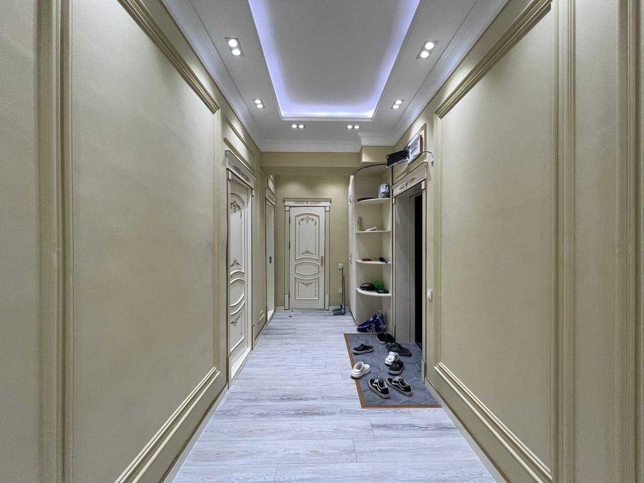 Продаётся 3/3/11  в ЖК "SKY BUILDS" на Лисунова