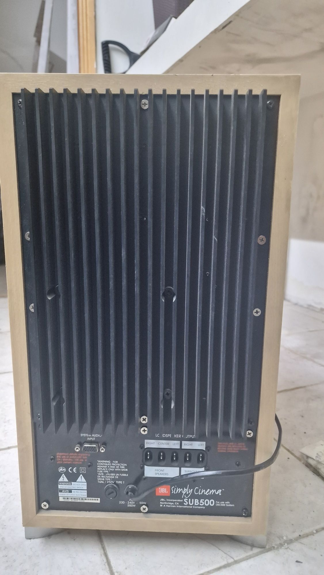 Саб JBl оригинал без ресивера