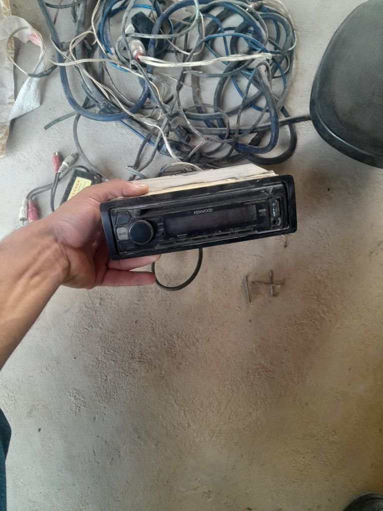 Kenwood kalonka magnitofon uslitil