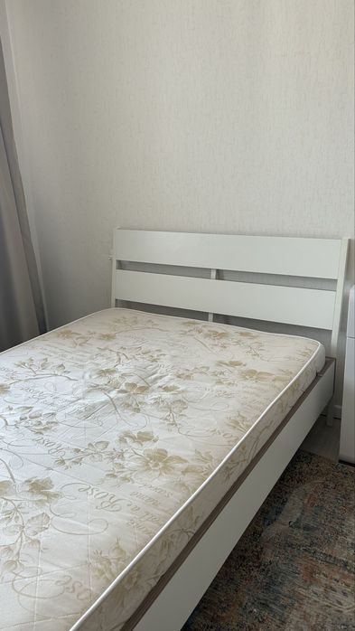 Продам кровать + матрас