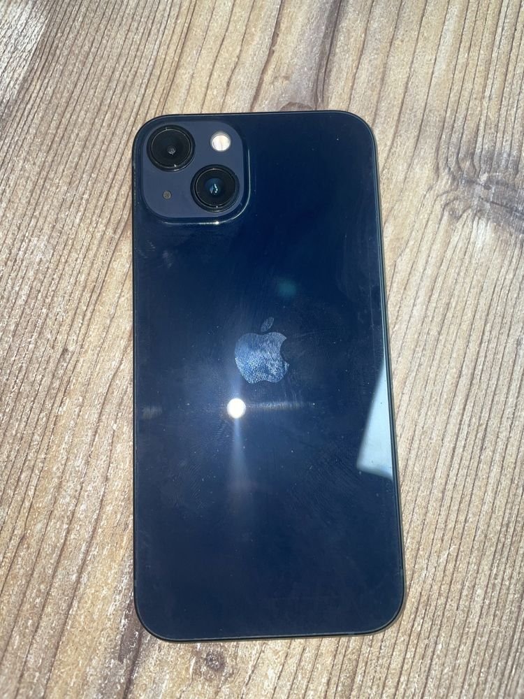 Продается Iphone 13