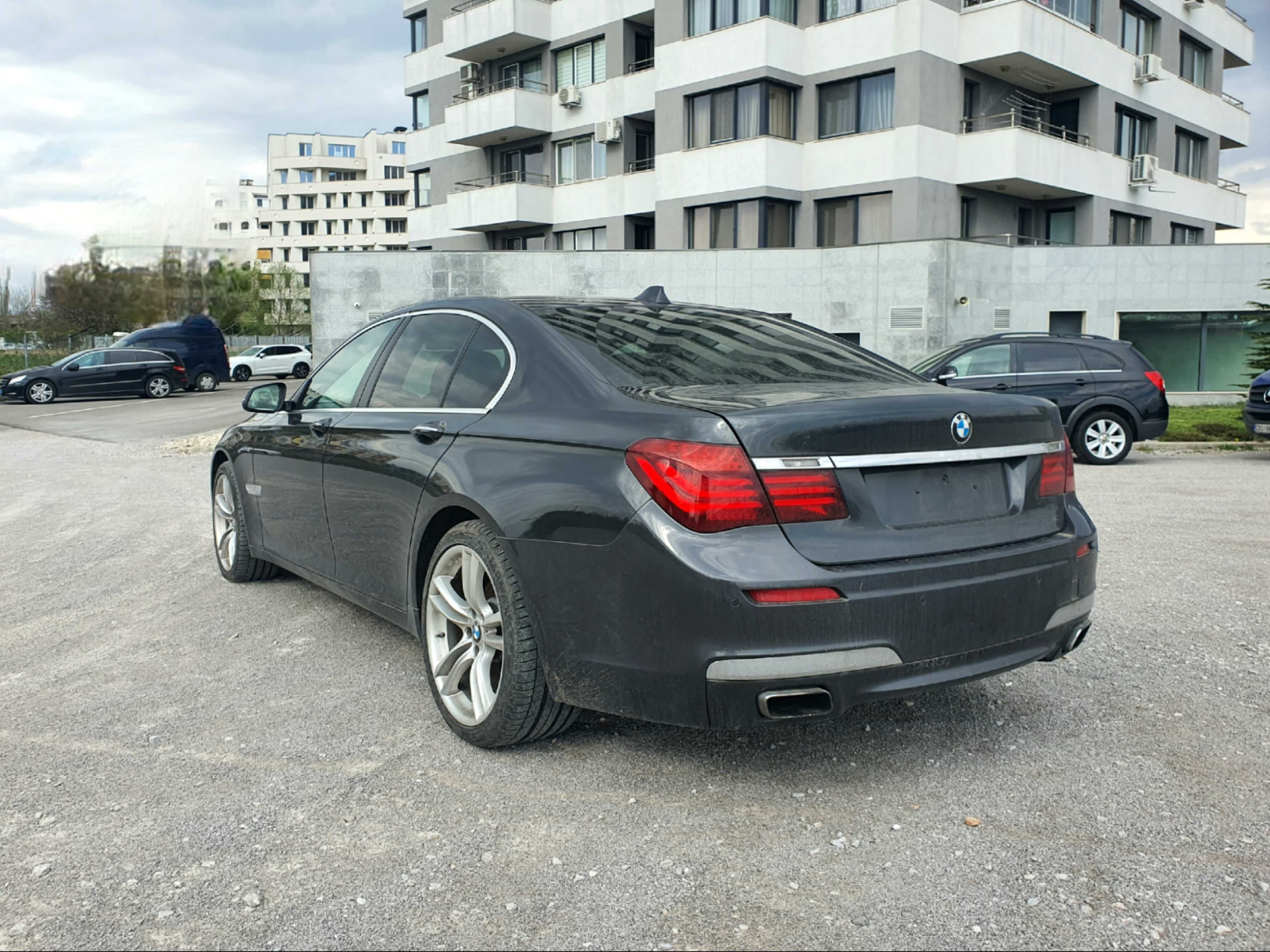 BMW 740D 313hp. M-paket 2015