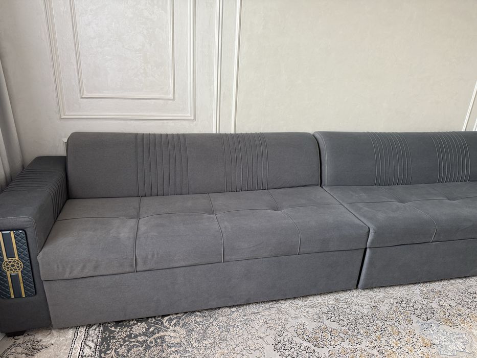 Срочно продается диван 4 метр