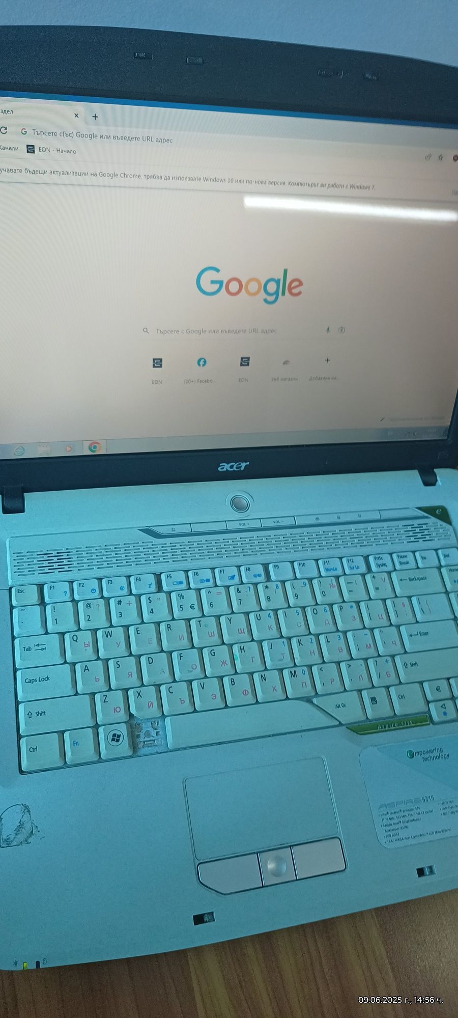 Лаптоп Acer c windows7