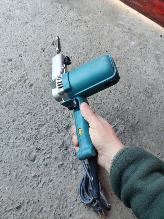 Șlefuitor Bandă Makita 9032