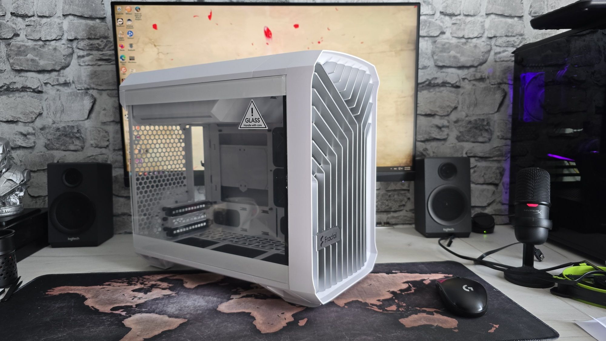 Кутия Fractal Design Torrent Nano + 2x140mm Aspect Rgb
