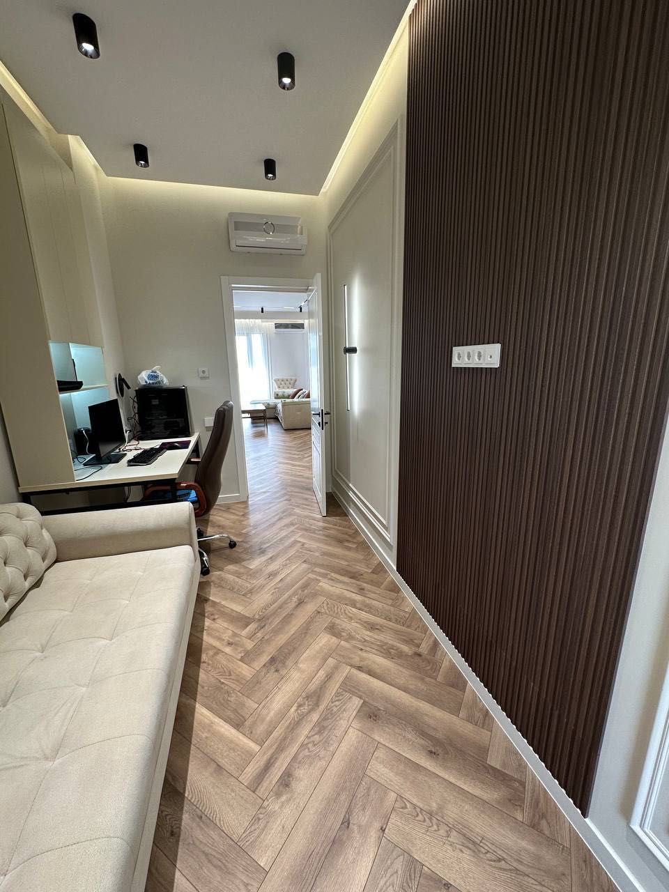 Mirabad Avenue Продается 4 комнатная квартира ремонт Госпитальный