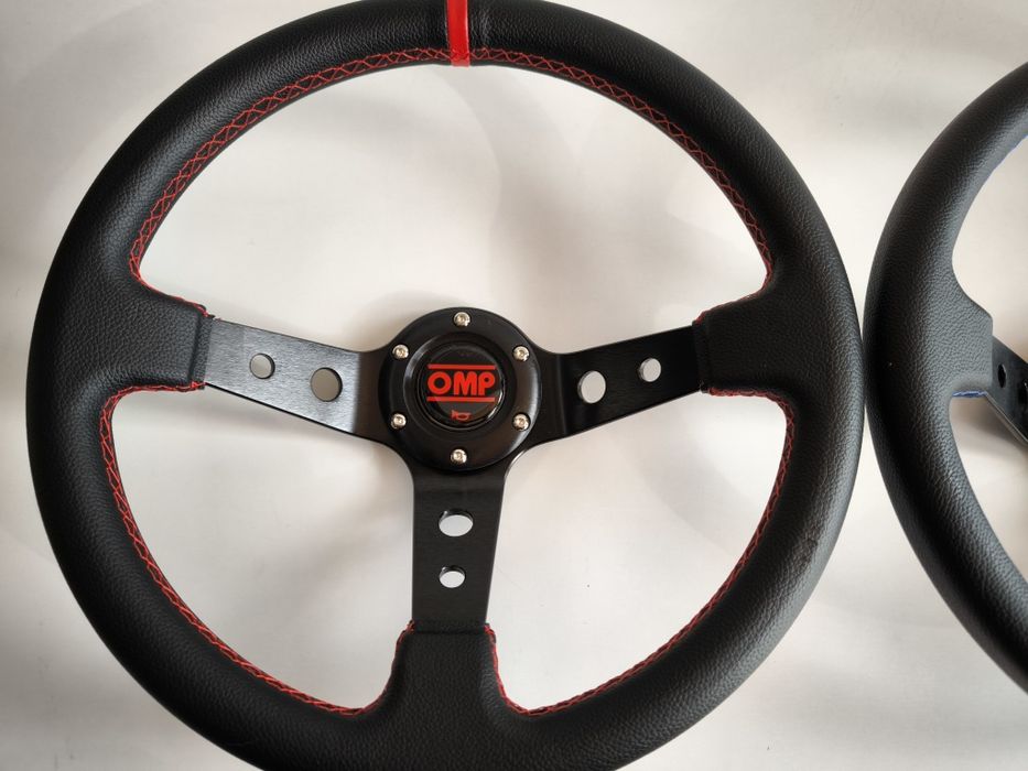 Волан спортен дълбок изнесен център кожен ОМП OMP изнесен център дрифт