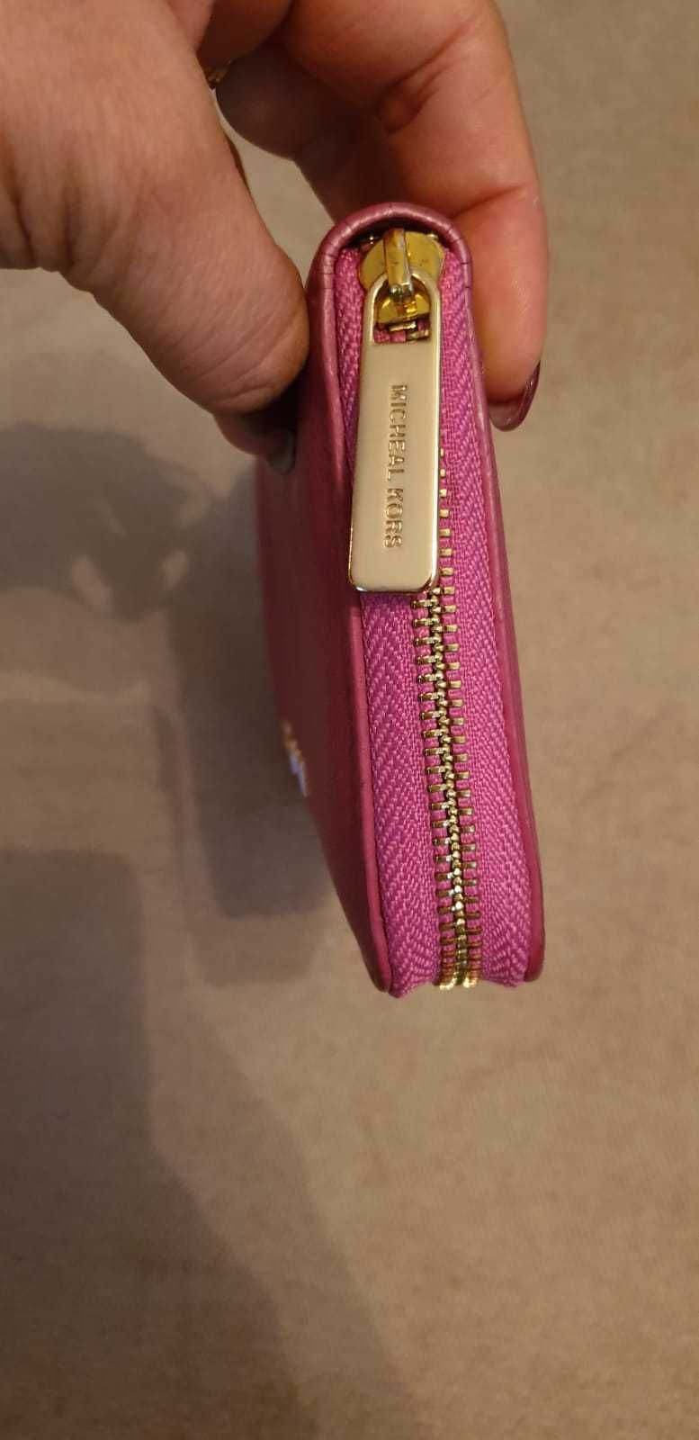 Portofel Michael Kors piele naturala 100%, marime XXL, culoare fucsia