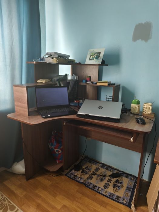 Письменный стол для учебы б/у