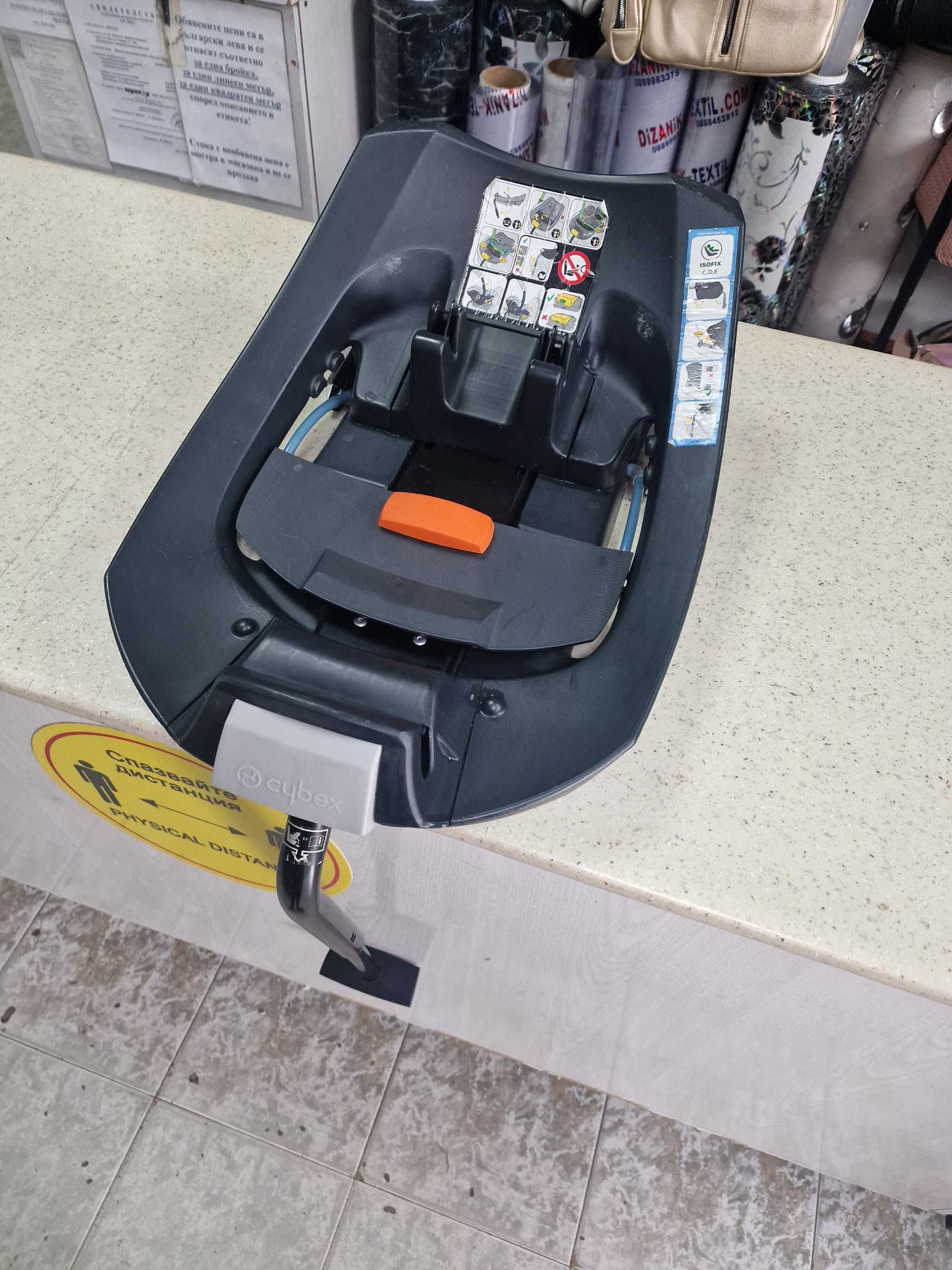 детски столчета за кола cybex aton + база