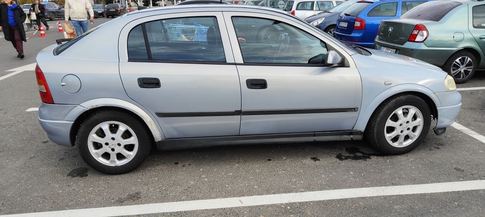 Vând Opel Astra benzina și GPL