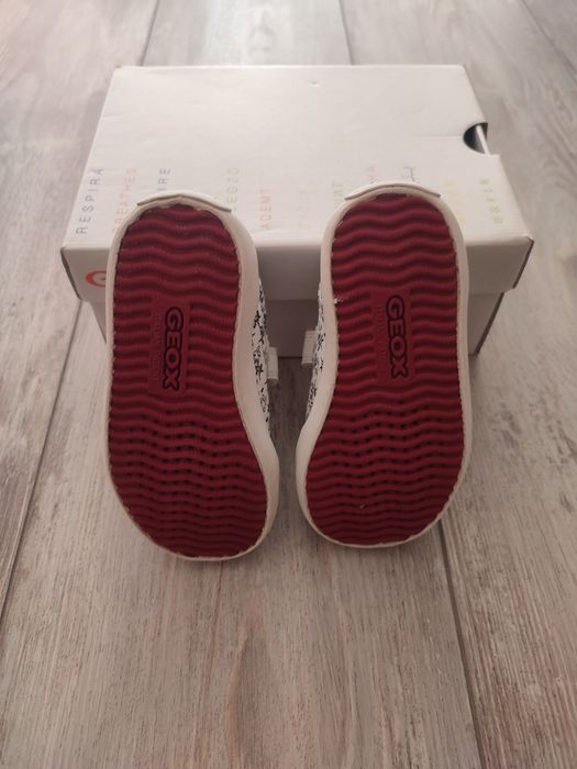 Бебешки обувки Geox