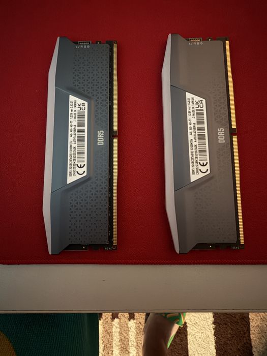 Kit RAM DUAL CHANNEL Corsair Vengeance 32GB DDR5 5200MT/S AMD EXPO