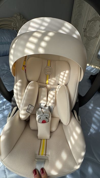 Столче за кола Cybex Cloud G i-Size Plus