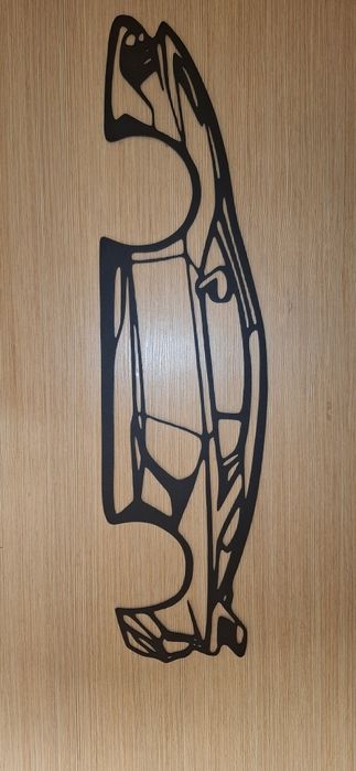 Decorațiune pentru perete în forma de mașină