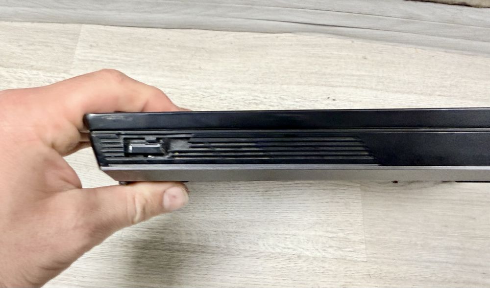 Dell Alienware R2 15