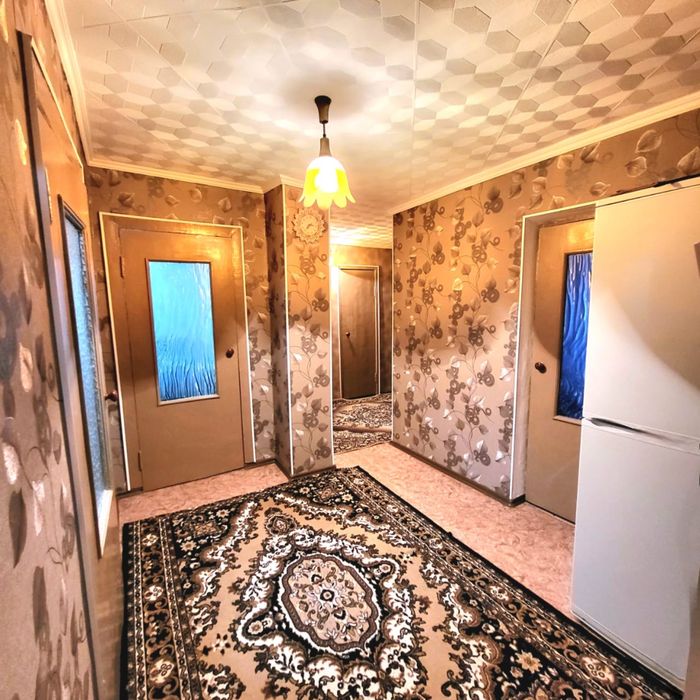 Продам трехкомнатную квартиру в районе Зиг-заг