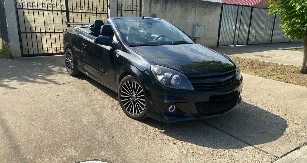Opel Astra H twin top 1.9 cdti 150 C.P.