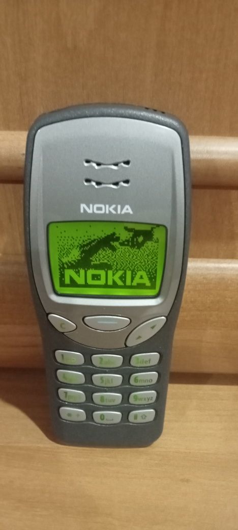 Nokia 3210 nou 03/10/2000